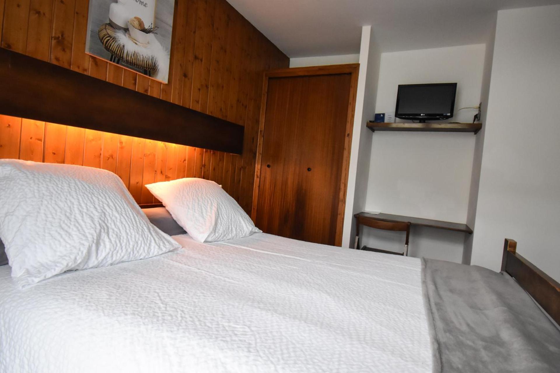 לה ג'ט Hotel Le Chinfrey מראה חיצוני תמונה